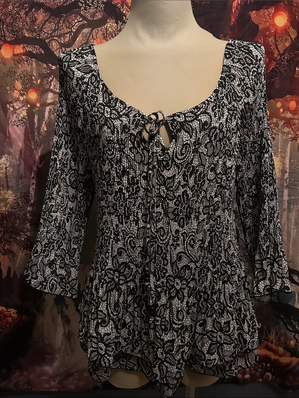 Signature by Larry Levine Black & White Floral Tie-Front Blouse-1X